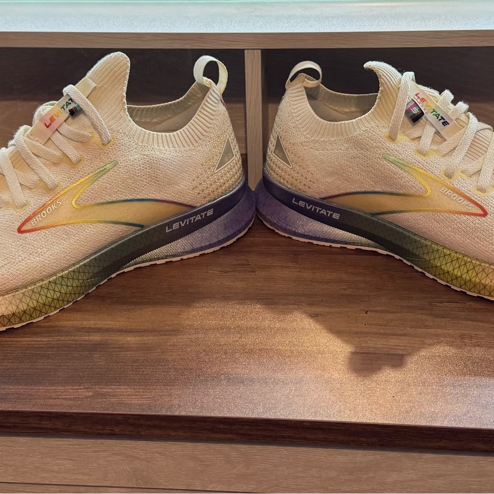 Brooks Levitate White with Rainbow Accents - Picture 3 of 13
